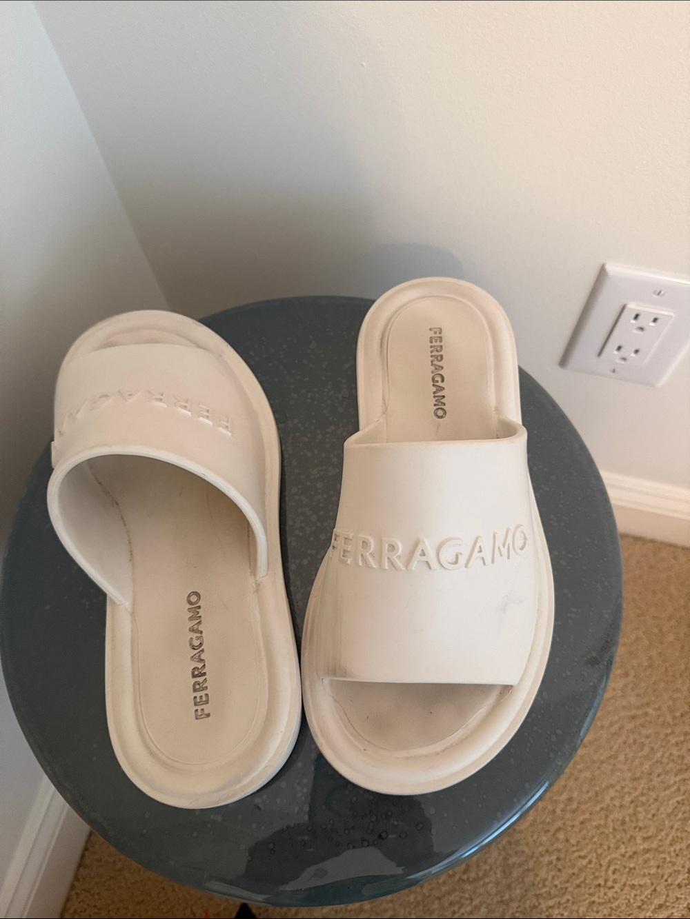 Salvatore Ferragamo Cream Logo Slide Sandals